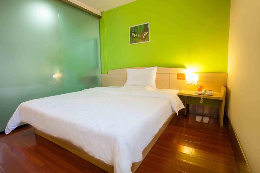 7Days Inn Chongqing Jiefangbei Jiaochangkou Subway Station Phòng bức ảnh