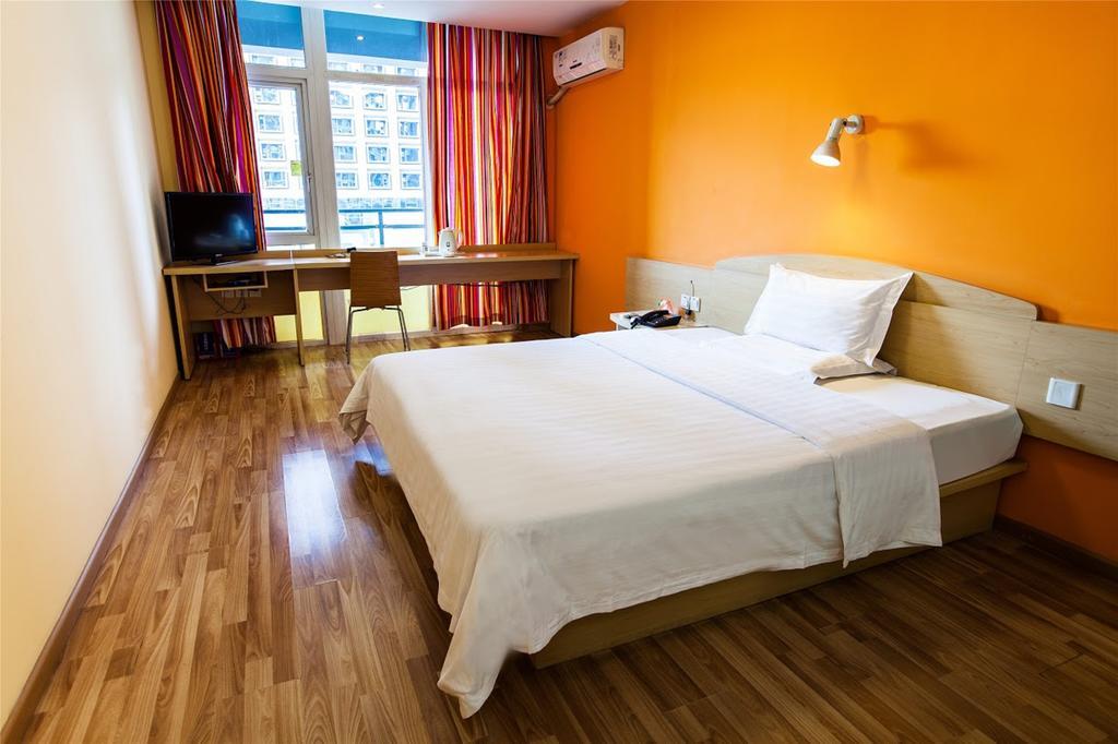 7Days Inn Chongqing Jiefangbei Jiaochangkou Subway Station Ngoại thất bức ảnh